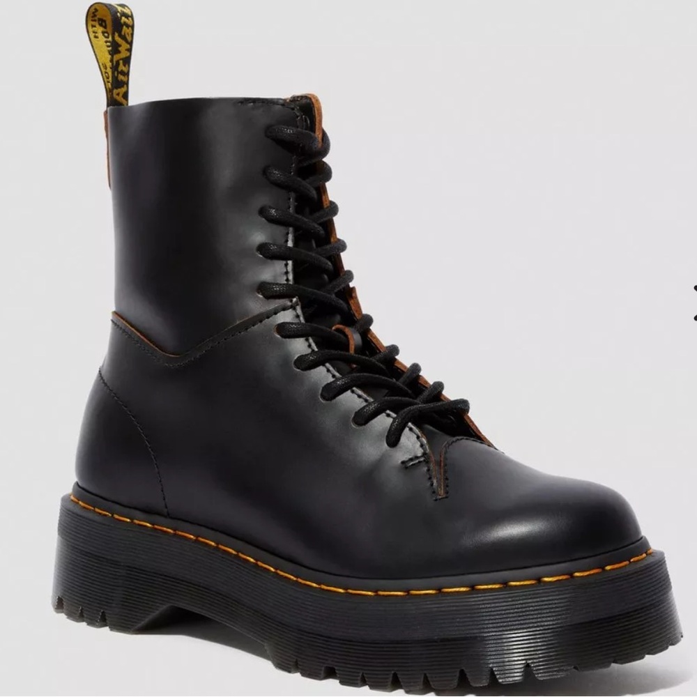 US W7 Jadon Decon Doc Marten Vintage Smooth